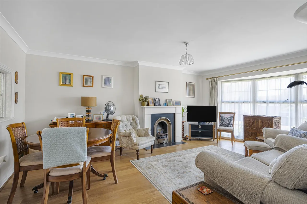 Steyning Close, Seaford, photo 10