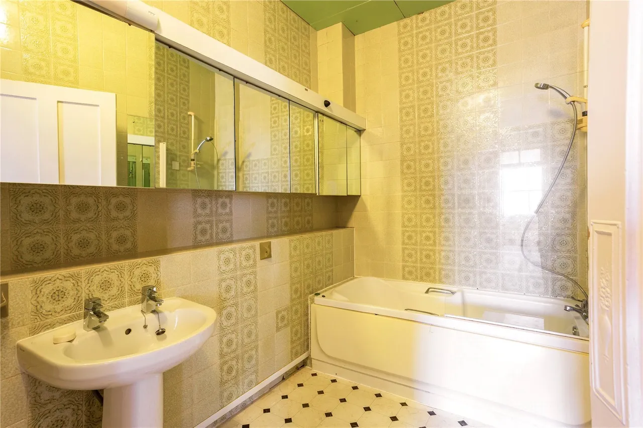 Third Avenue, Hove, BN3, photo 9