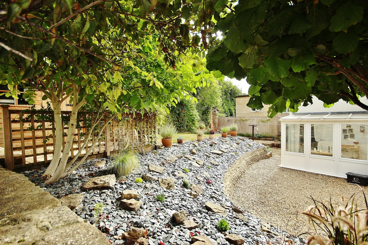 Leafield Road, Crawley, photo 19