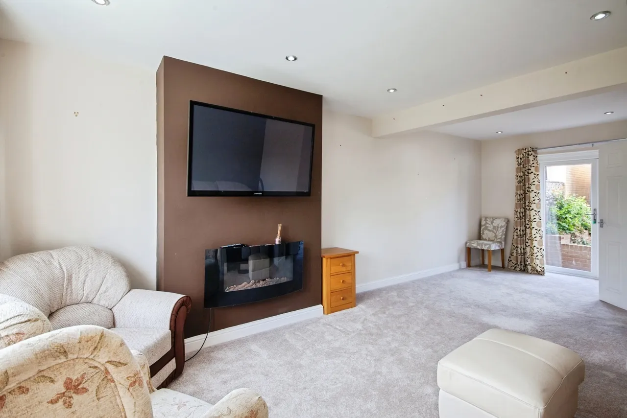Shirecliffe Road, Sheffield, S5, photo 5