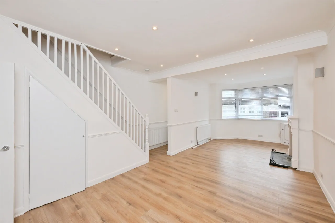 Ruskin Avenue, Waltham Abbey, EN9, photo 2