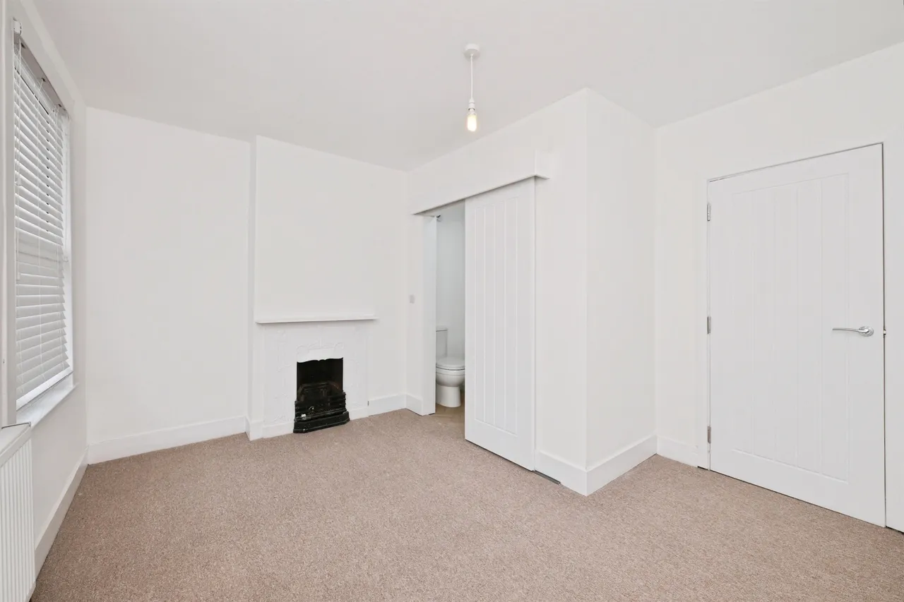 Ruskin Avenue, Waltham Abbey, EN9, photo 14