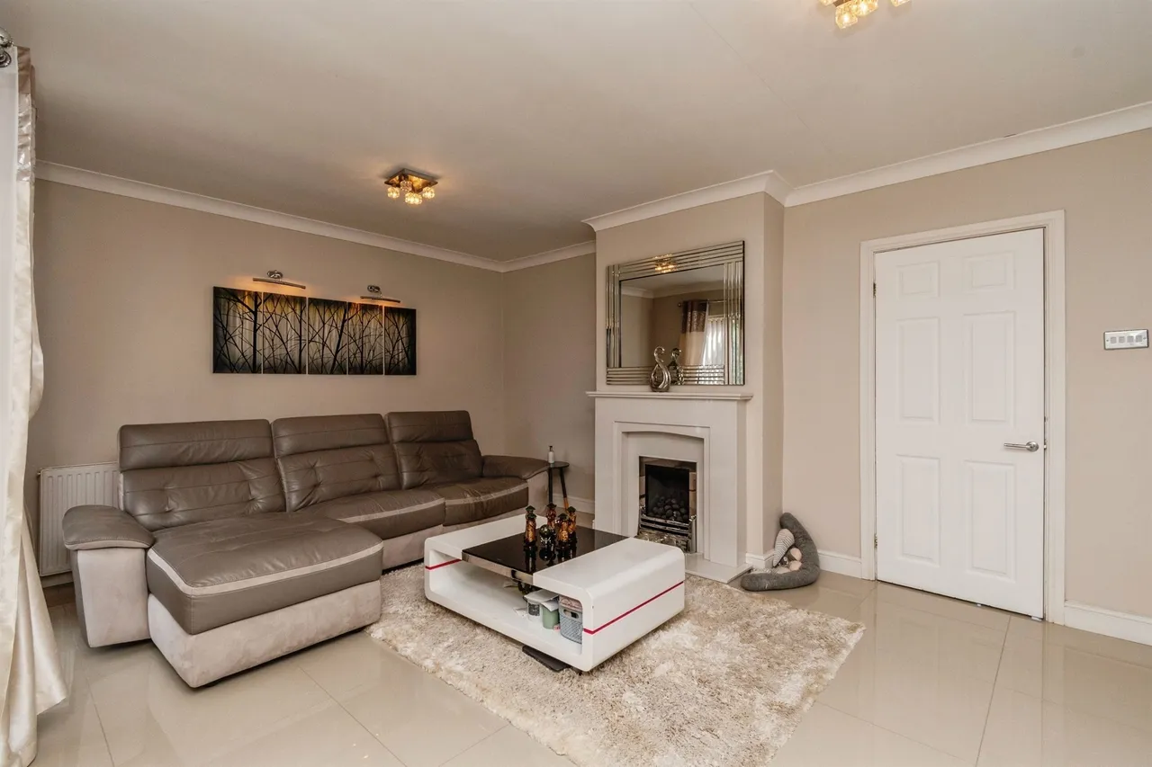 Bridges Crescent, Norton Canes, WS11, photo 8