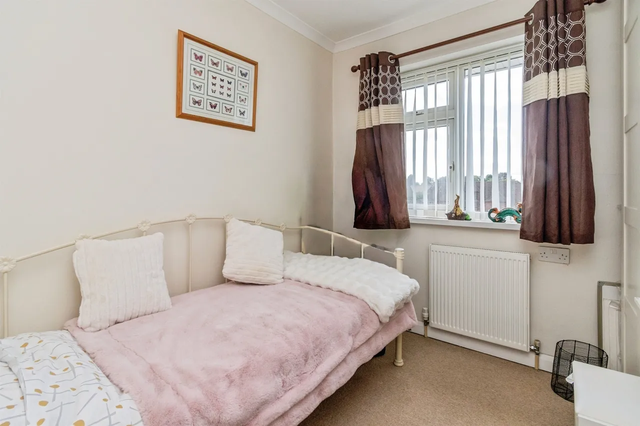 Bridges Crescent, Norton Canes, WS11, photo 14