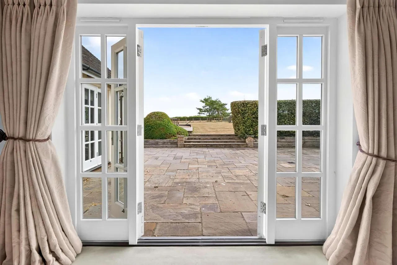 Little London, Berden, Bishop's Stortford, Hertfordshire, CM23 1BB, photo 5