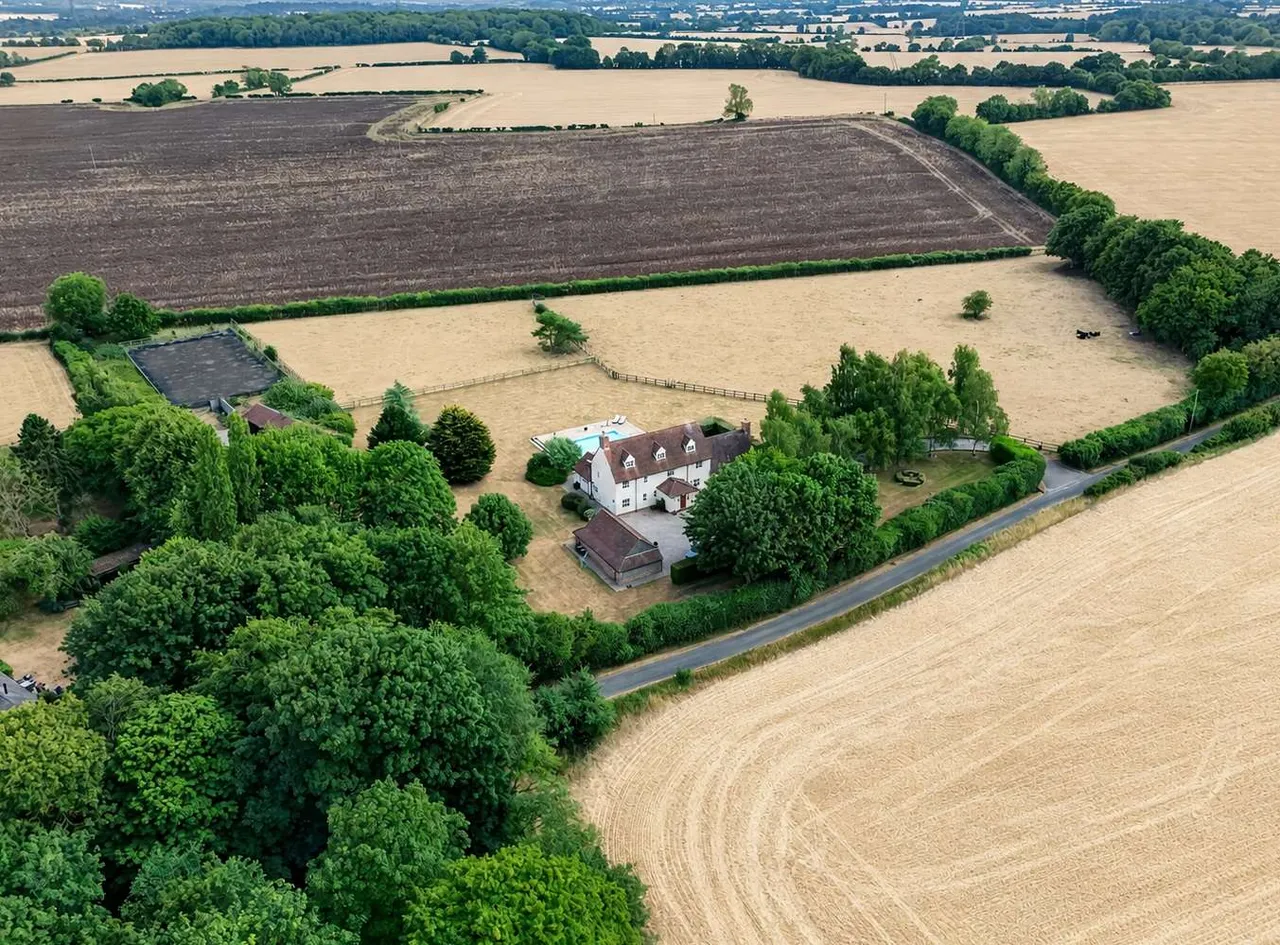 5 bed house for sale — Little London, Berden, Bishop's Stortford, Hertfordshire, CM23 1BB