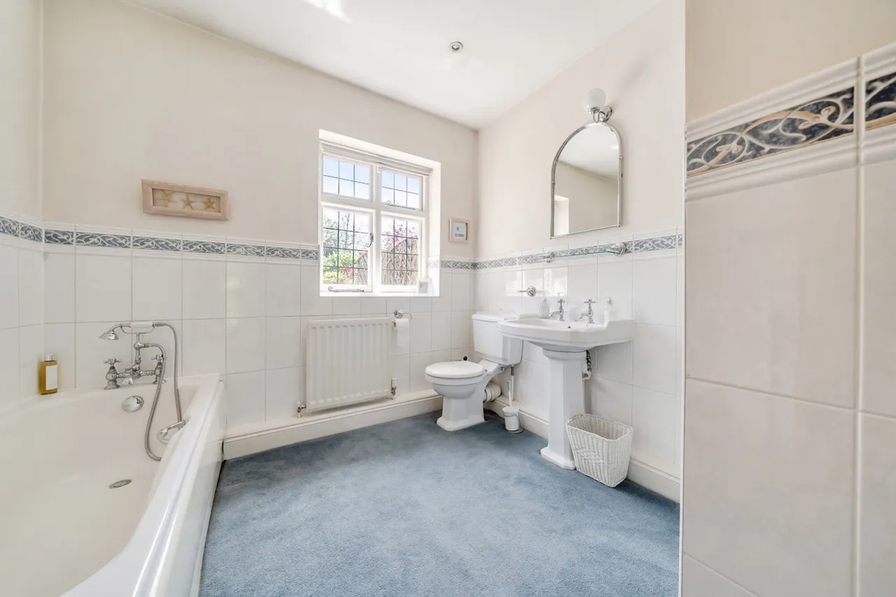 Orpington Road, BR7, photo 16