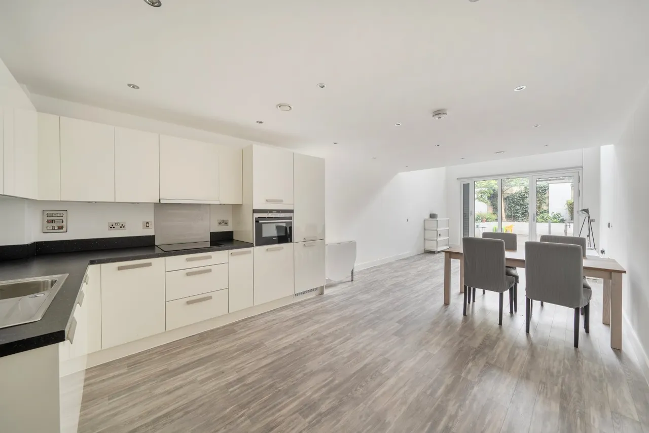 Junction Road, Tufnell Park, N19, photo 3