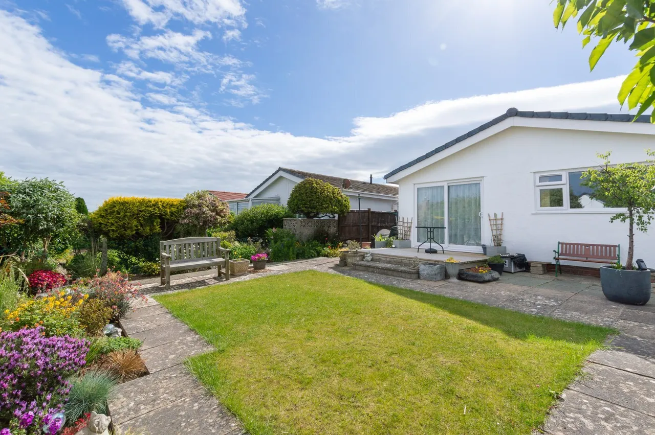 Canterbury Lane, Rhos on Sea, photo 11