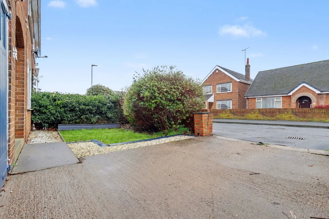 Duncan Avenue, Sandal, WF2, photo 19