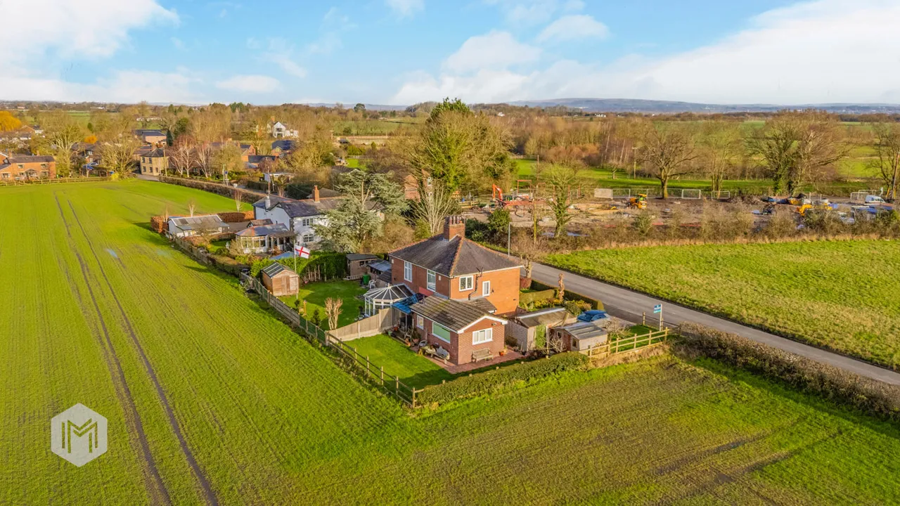 Heath Lane, Croft, Warrington, WA3 7DW, photo 21