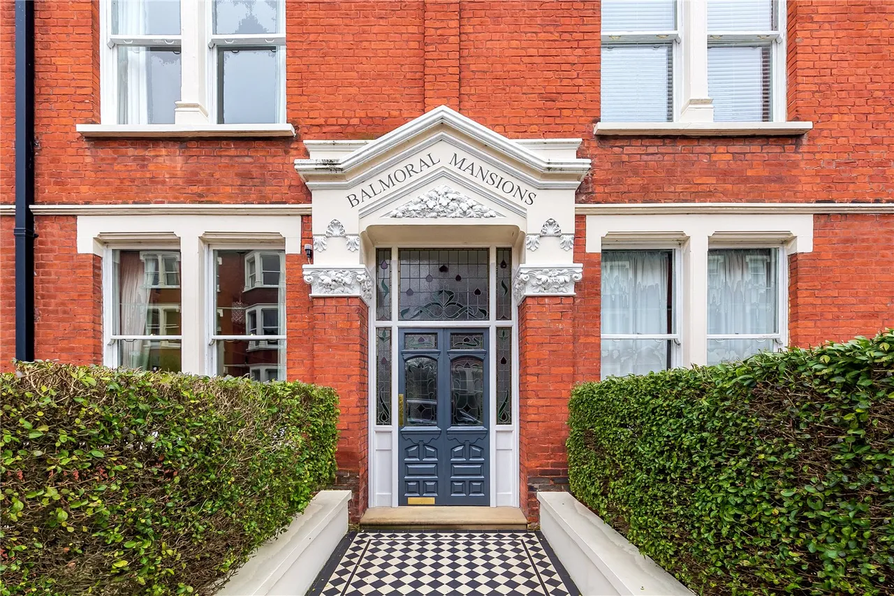 Clevedon Road, TW1, photo 11