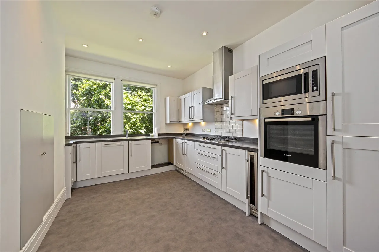 Clevedon Road, TW1, photo 6