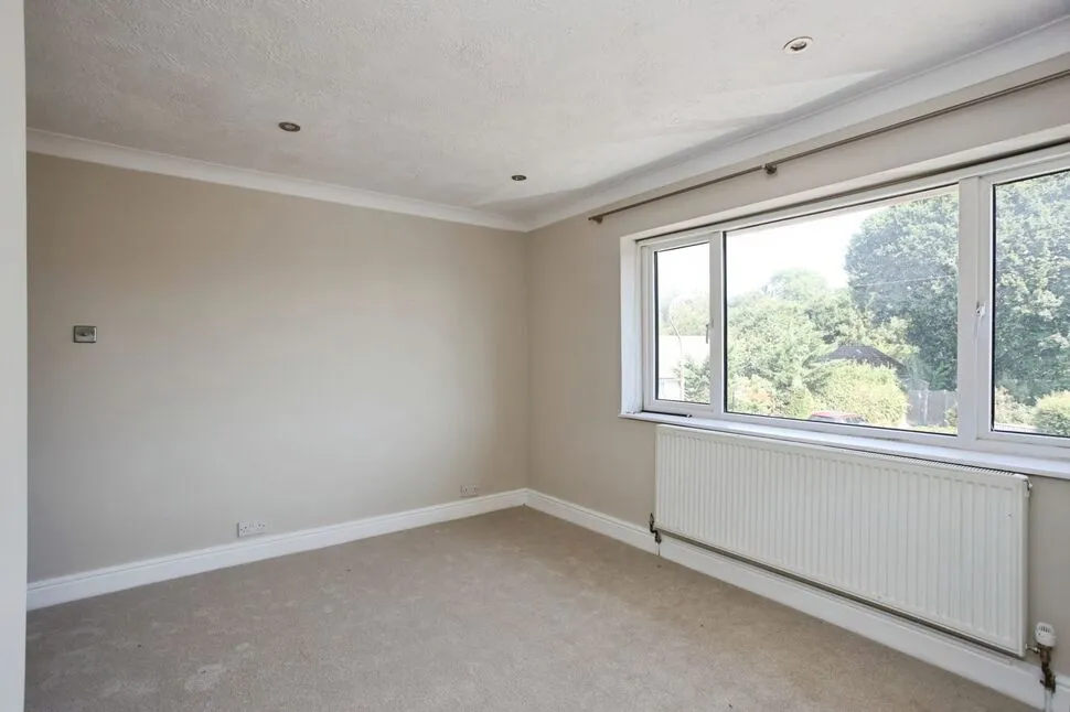 Beagles Wood Road, Pembury, TN2, photo 9