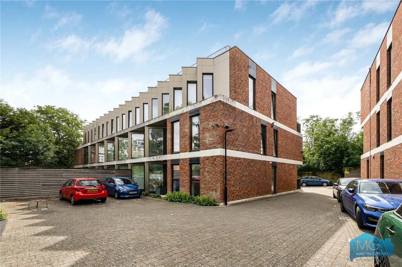 Pinnacle Close, London, N10, photo 11