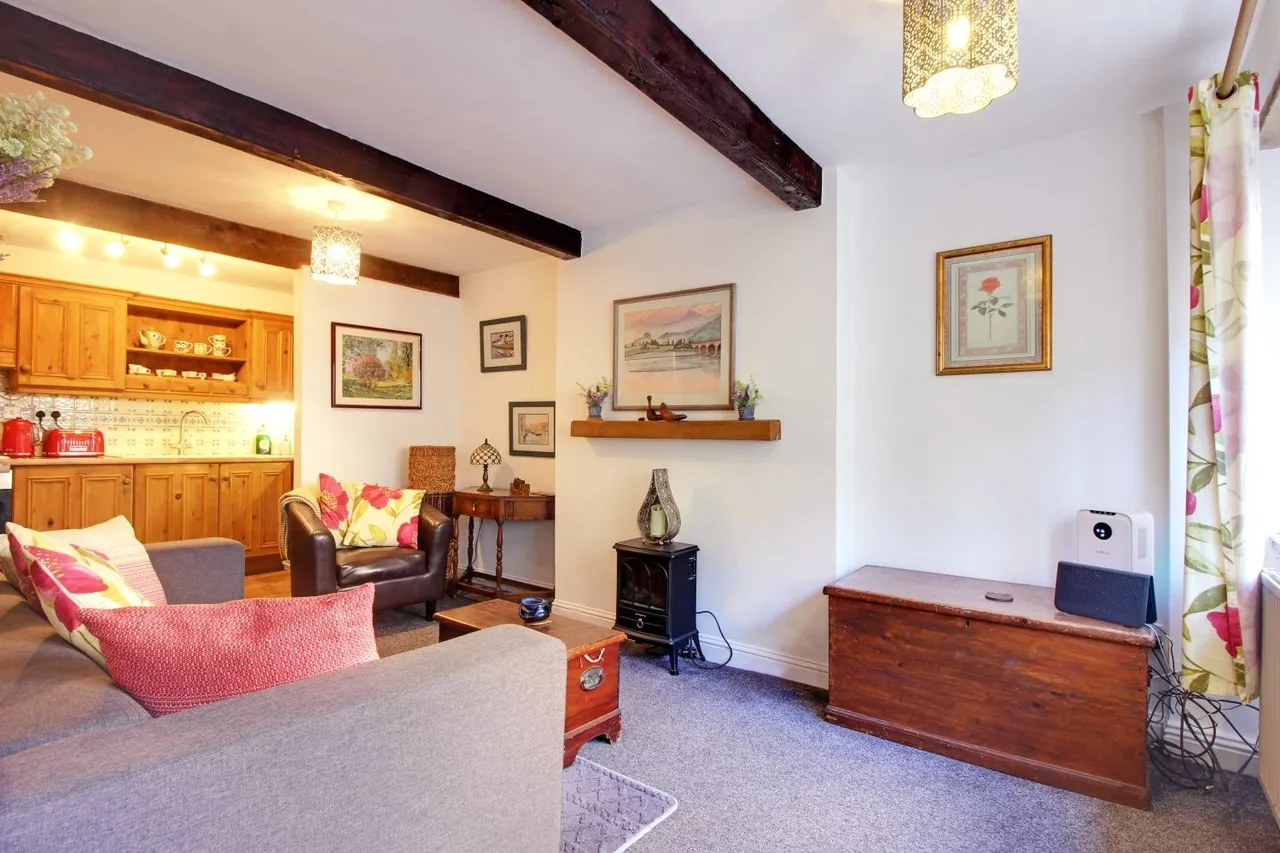 Cobblers Cottage, Luddenden, HX2, photo 2