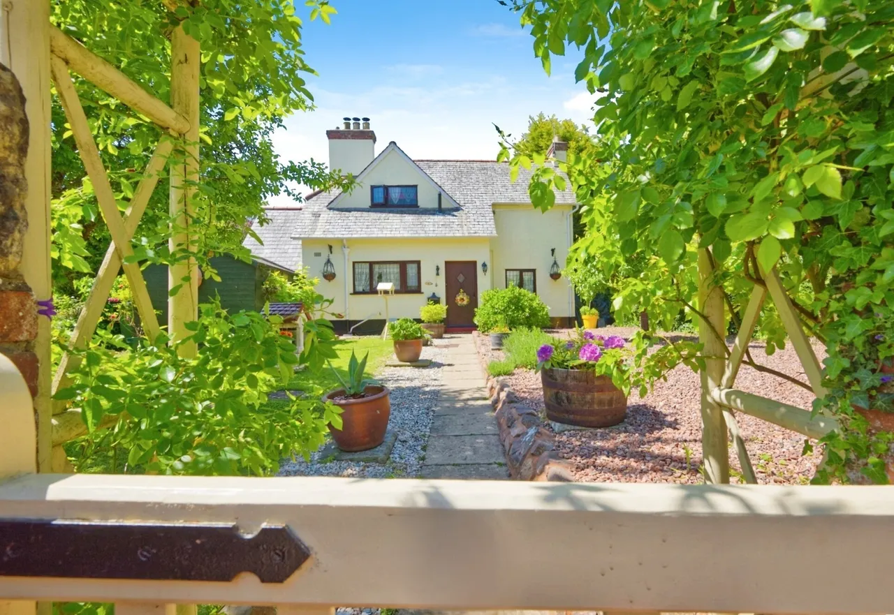 2 bed house for sale, Park Street, Dunster, TA24