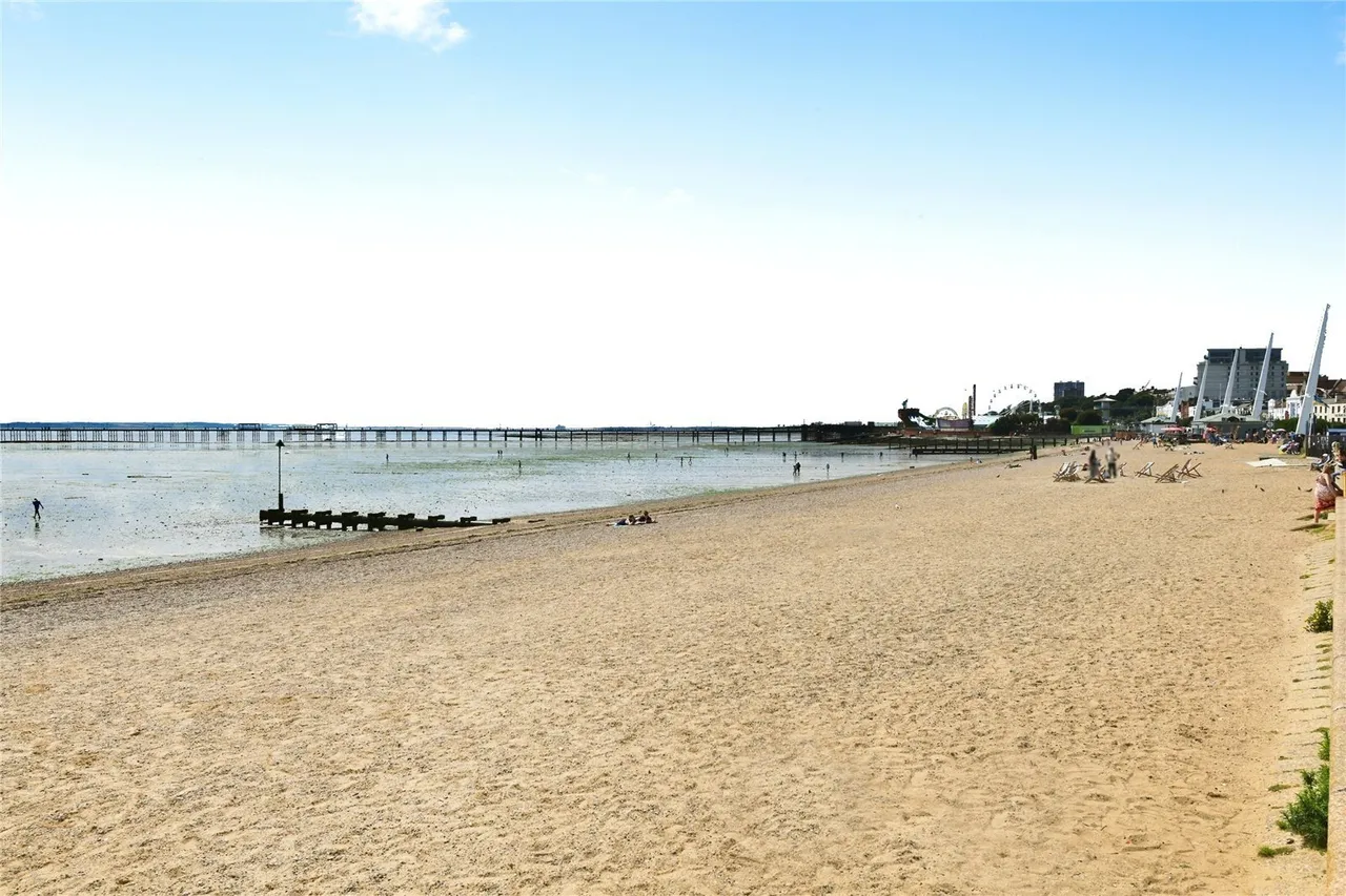 Pleasant Road, Southend-on-Sea, Essex, SS1, photo 16