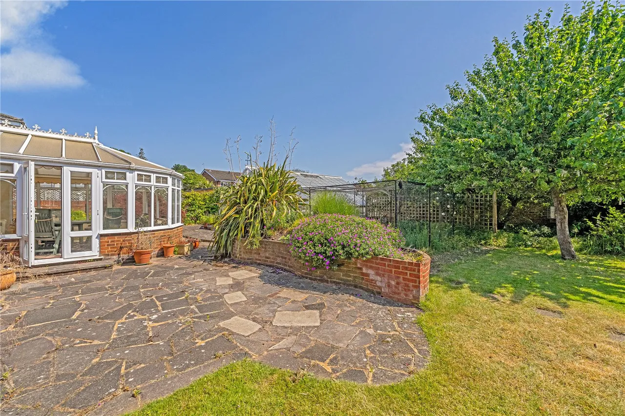 Acacia Road, Hampton, TW12 3DP, photo 10