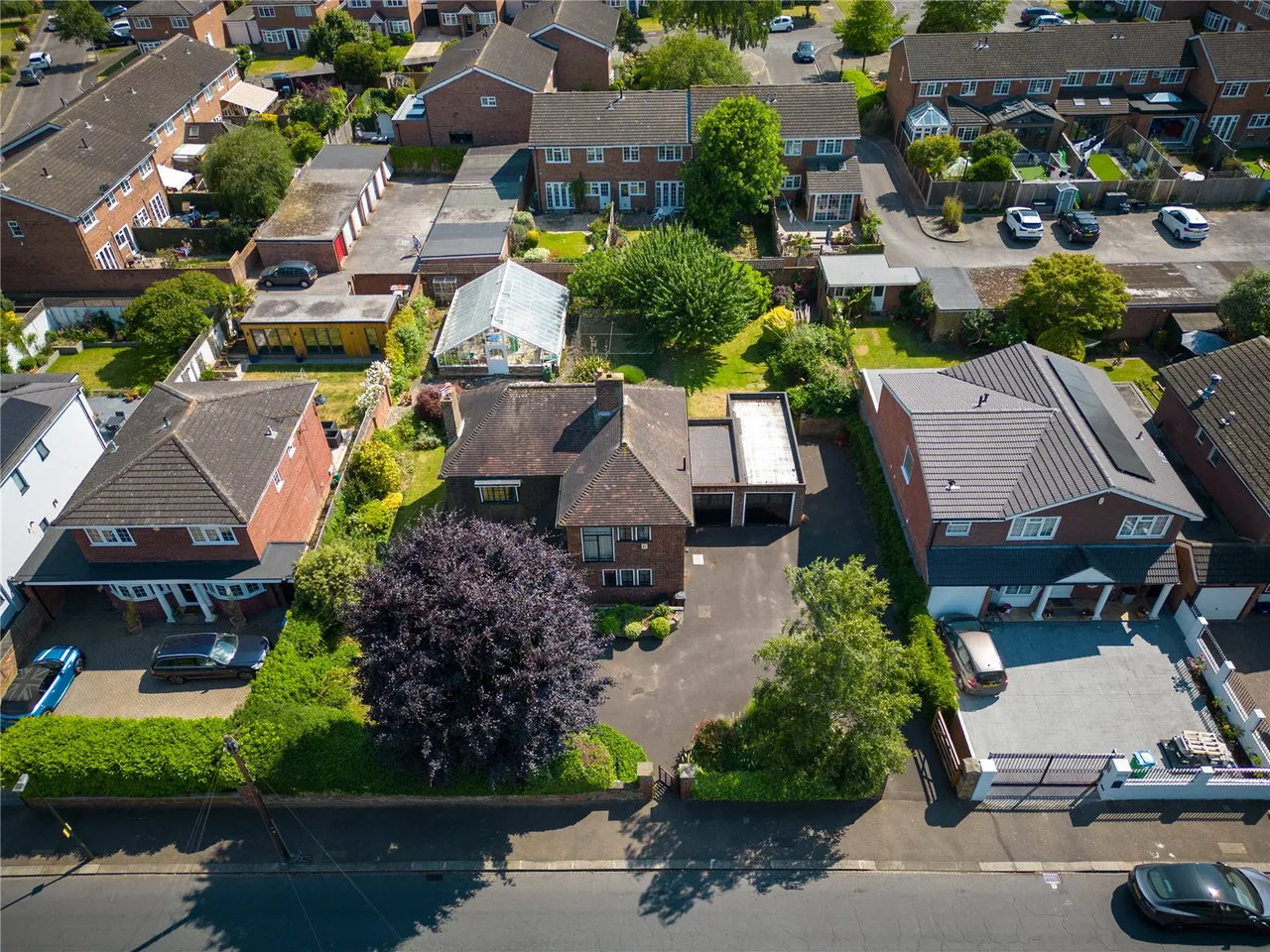 Acacia Road, Hampton, TW12 3DP, photo 2