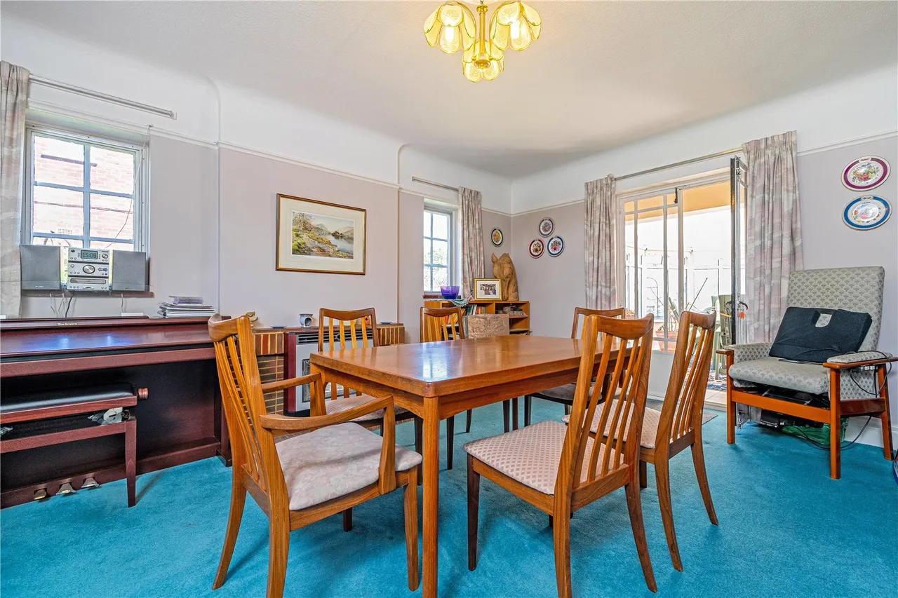 Acacia Road, Hampton, TW12 3DP, photo 6