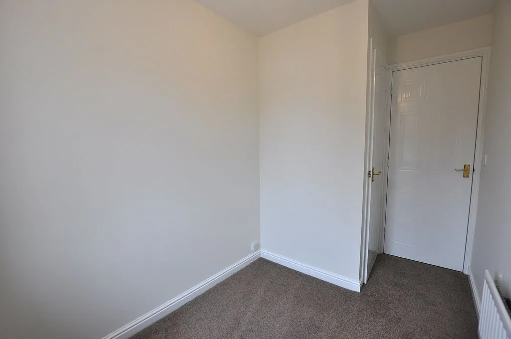 To LetRedwood Drive, Chorley, photo 12
