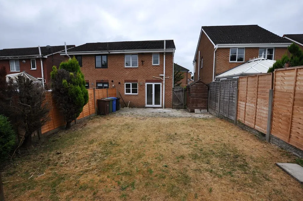 To LetRedwood Drive, Chorley, photo 17