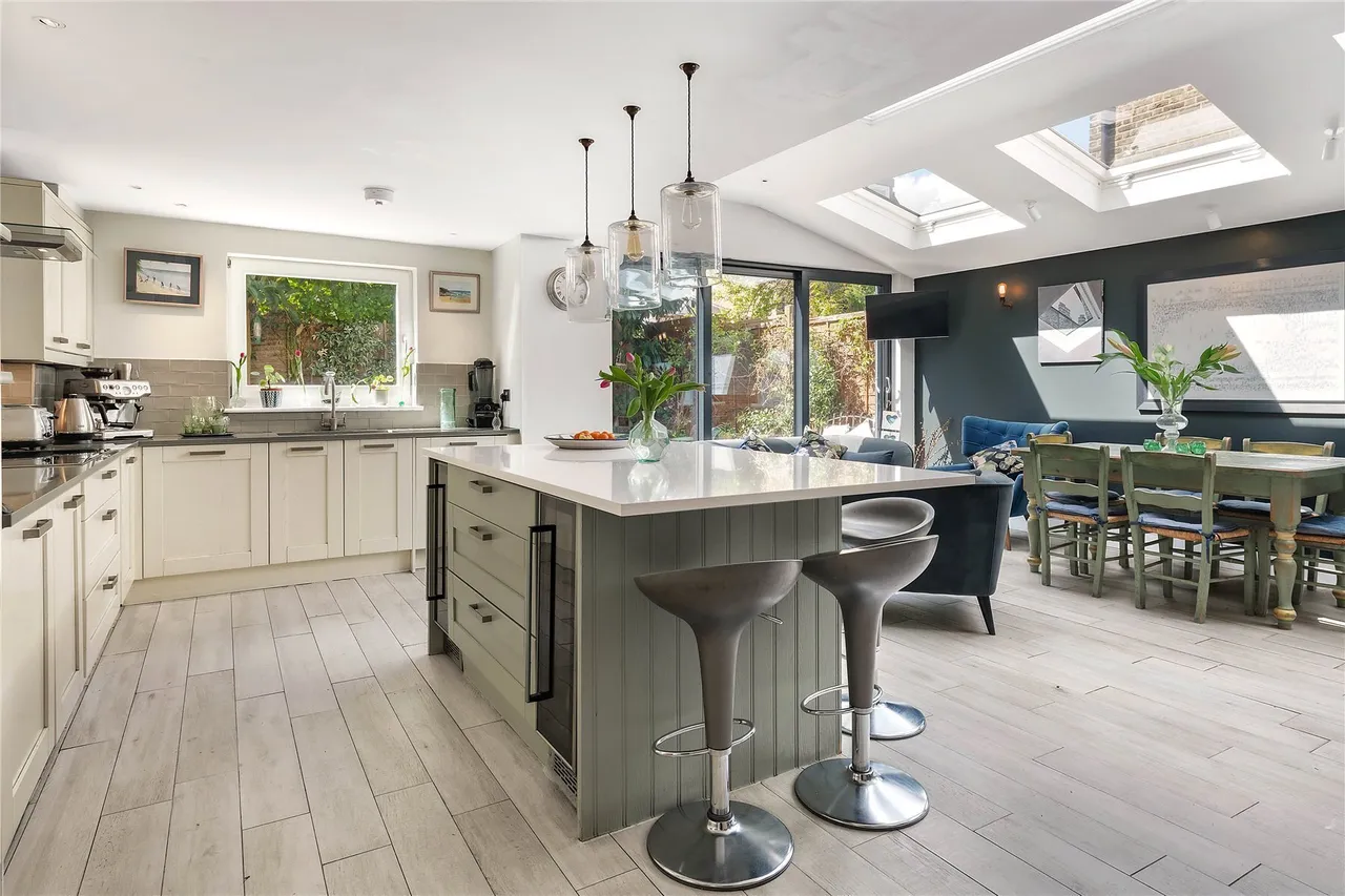 Octavia Street, London, 26 Octavia Street, SW11, photo 6