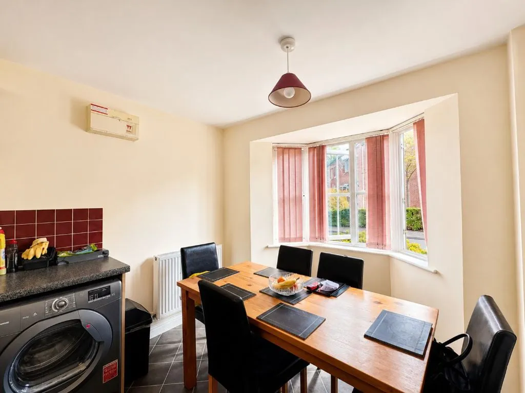 Silverdale Drive, Burntwood, WS7, photo 6