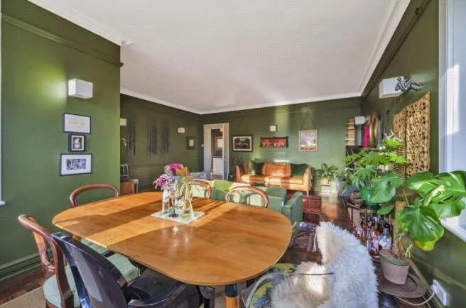 Clarewood Drive, Camberley, Surrey, GU15 3TE, photo 6