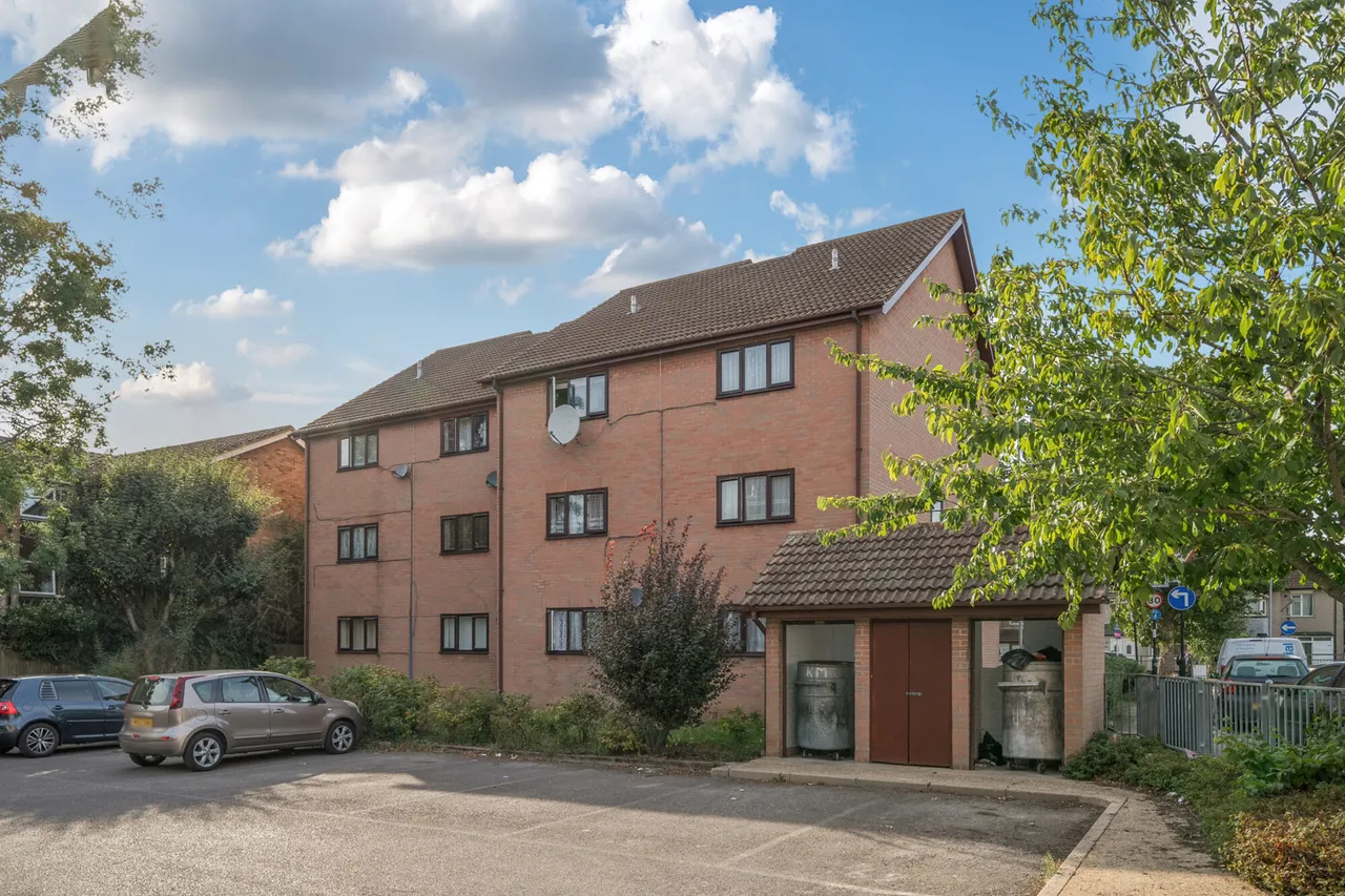 Church Road, Northolt, UB5, photo 13