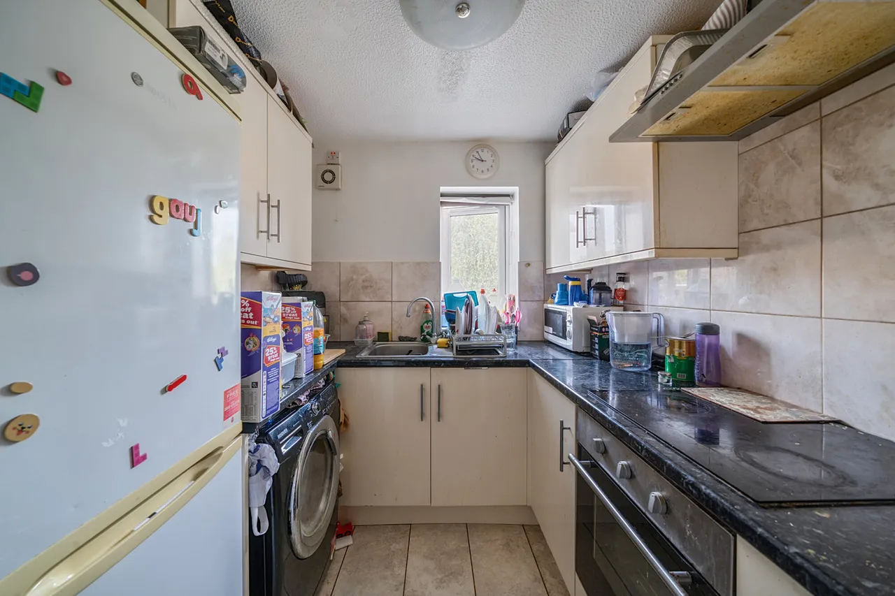 Church Road, Northolt, UB5, photo 5