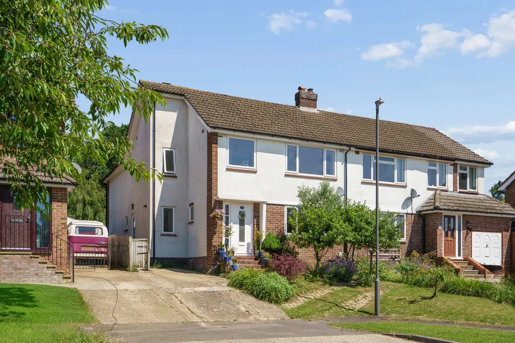 4 bed house for sale — Woodland Close, Marlow SL7 3LE