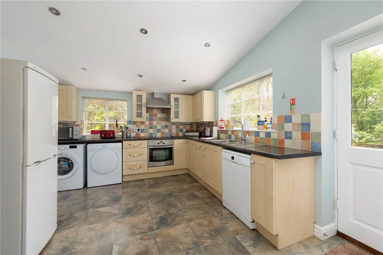 3 bed house to rent — Bekesbourne Lane, Littlebourne, Canterbury, Kent, CT4