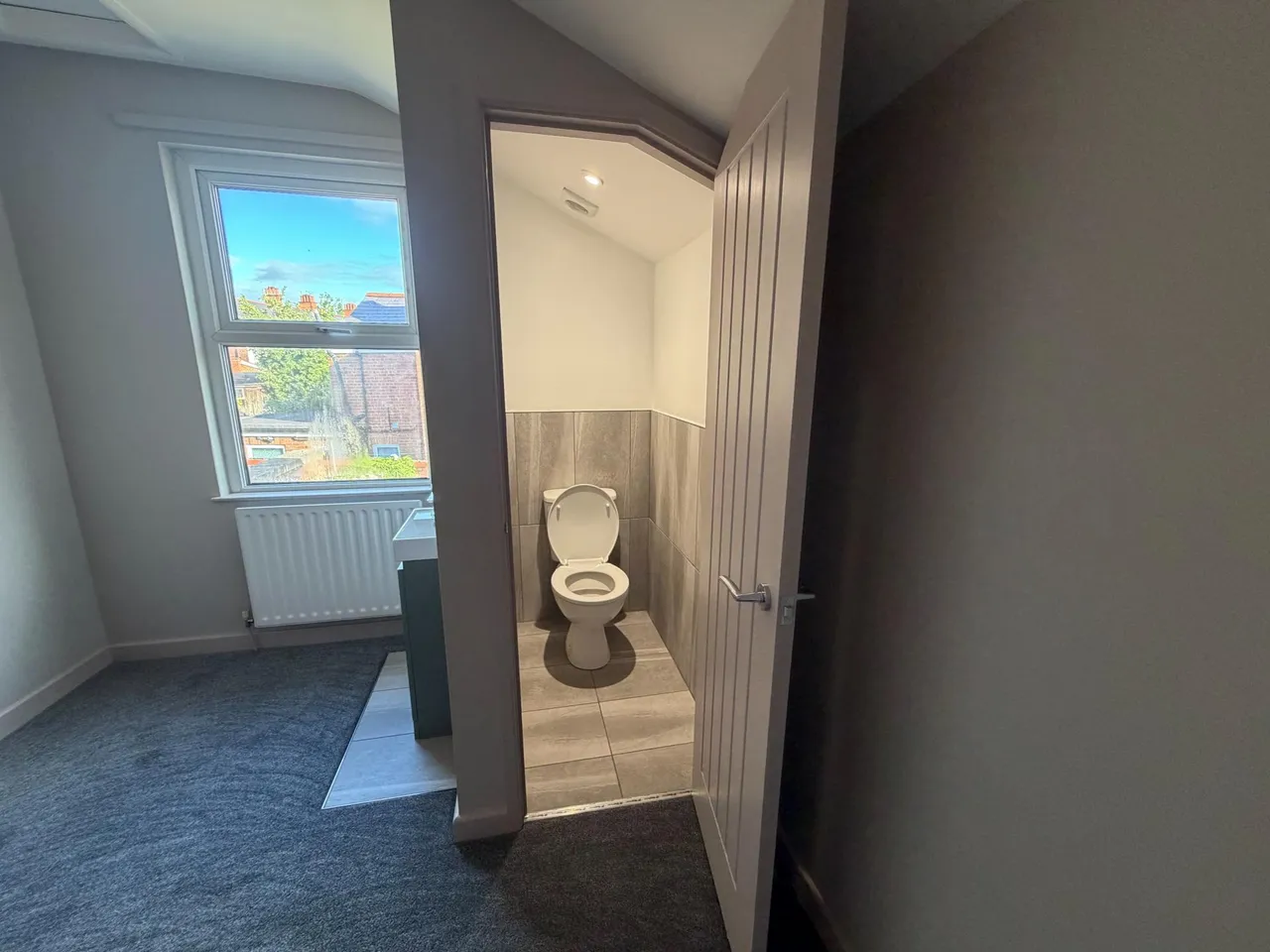 Smithfield Road, Wrexham, LL13, photo 3
