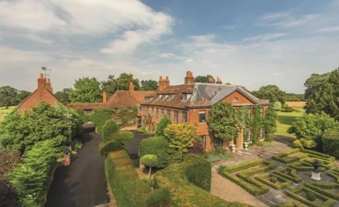 12 bed house for sale, Reading, RG10