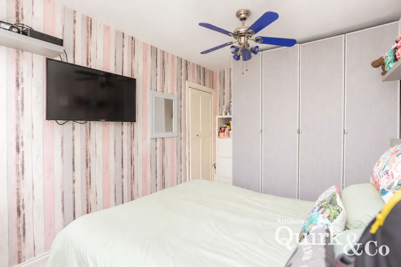 Wentworth Way, Rainham, RM13, photo 9
