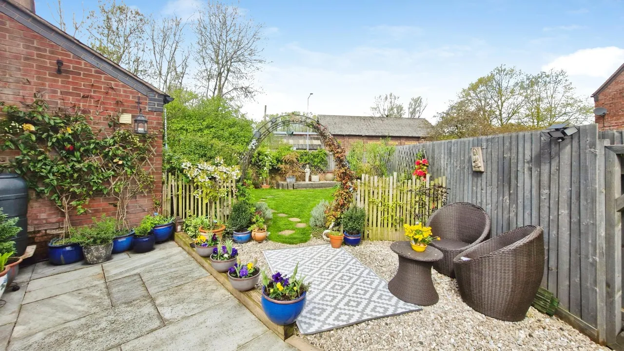 Goldney Court, Horsehay, TF4, photo 11