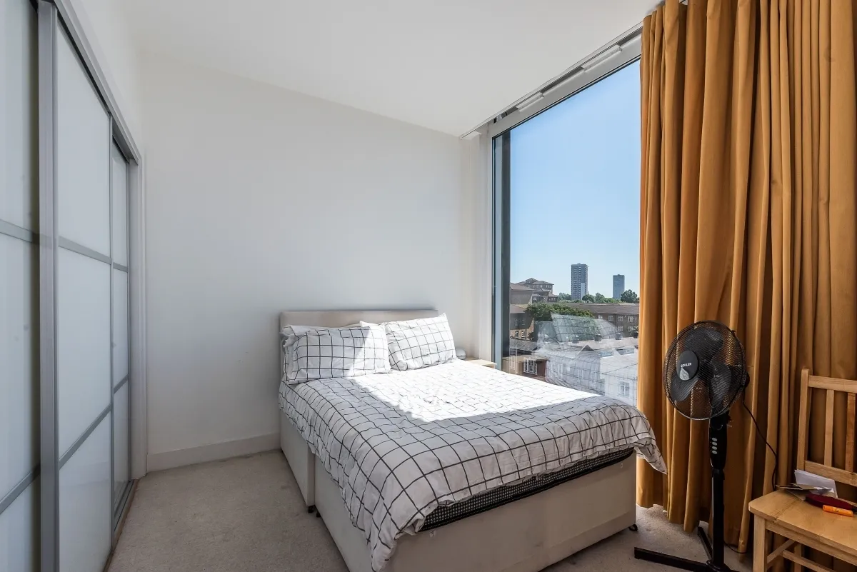 Wandsworth Road London SW8, photo 4