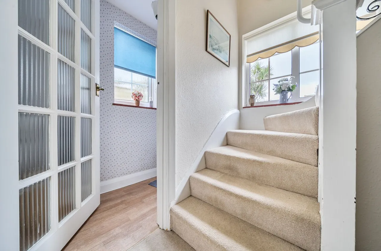 A'beckets Avenue, Aldwick Bay, PO21, photo 18