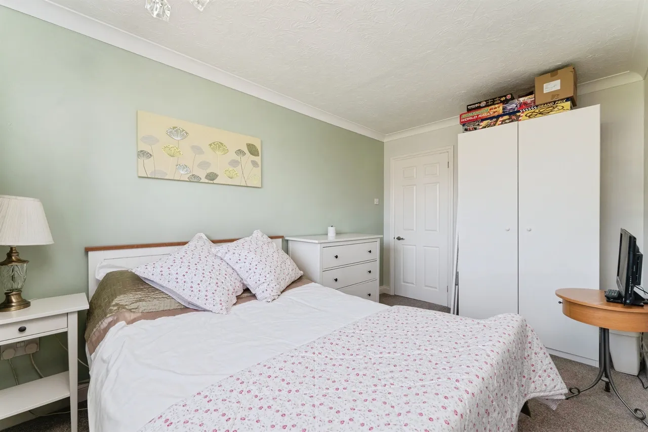 Thatchers Close, Huntingdon, PE26, photo 14