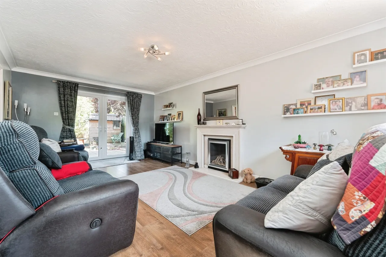 Thatchers Close, Huntingdon, PE26, photo 5