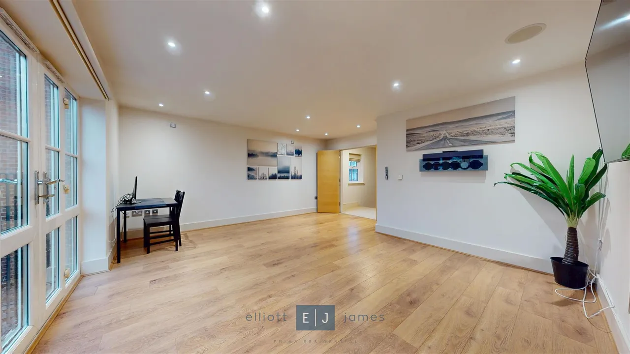 Lower Park Road, Loughton, IG10, photo 9