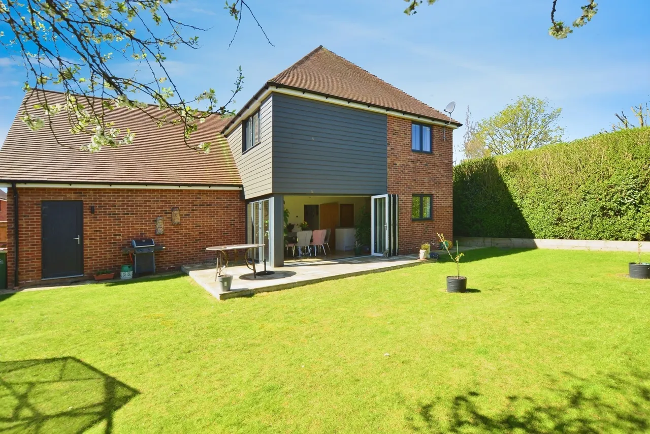 Merlin Court, Folkestone, Kent, CT18, photo 5