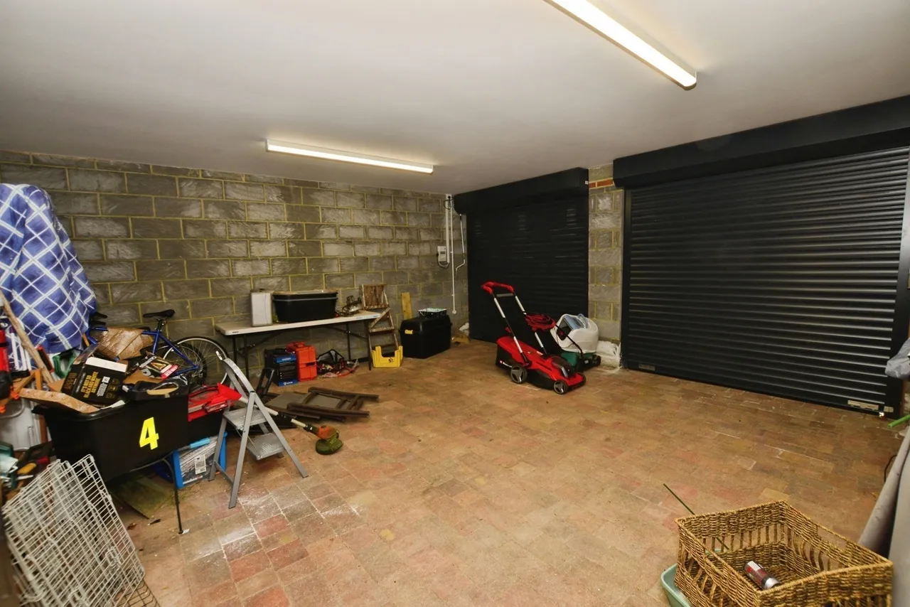 Merlin Court, Folkestone, Kent, CT18, photo 12