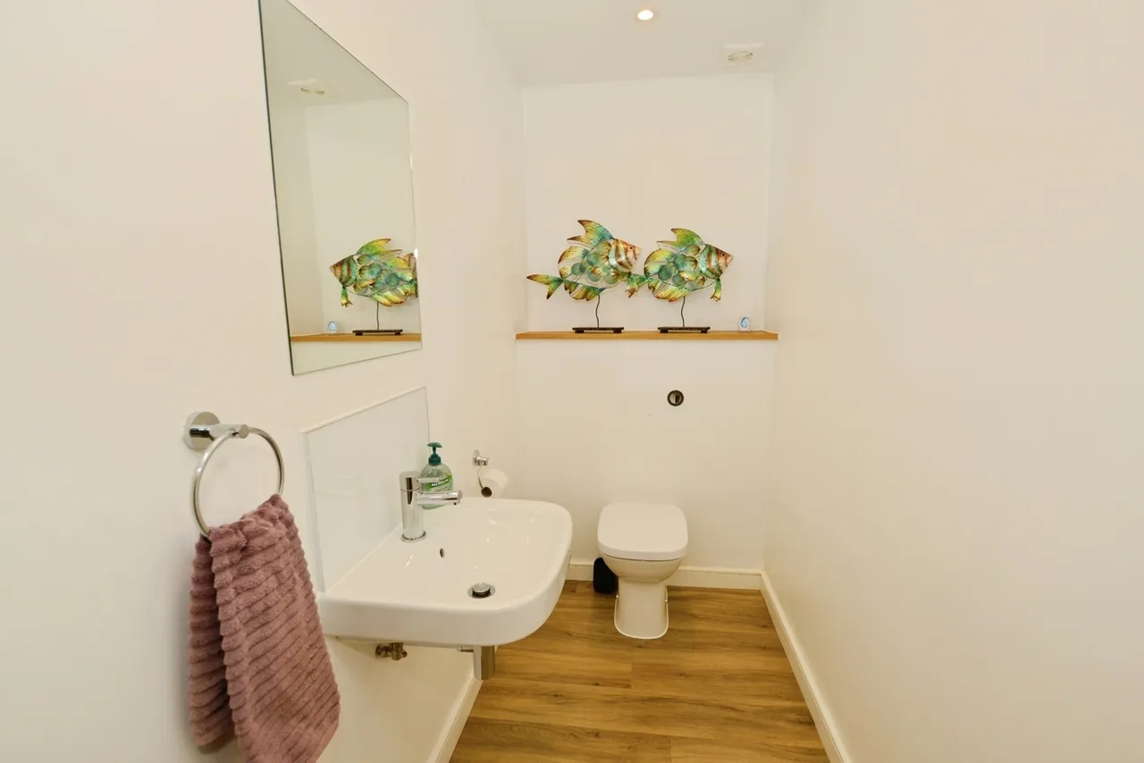 Merlin Court, Folkestone, Kent, CT18, photo 14