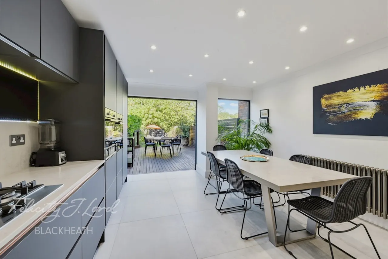 Shooters Hill, photo 22