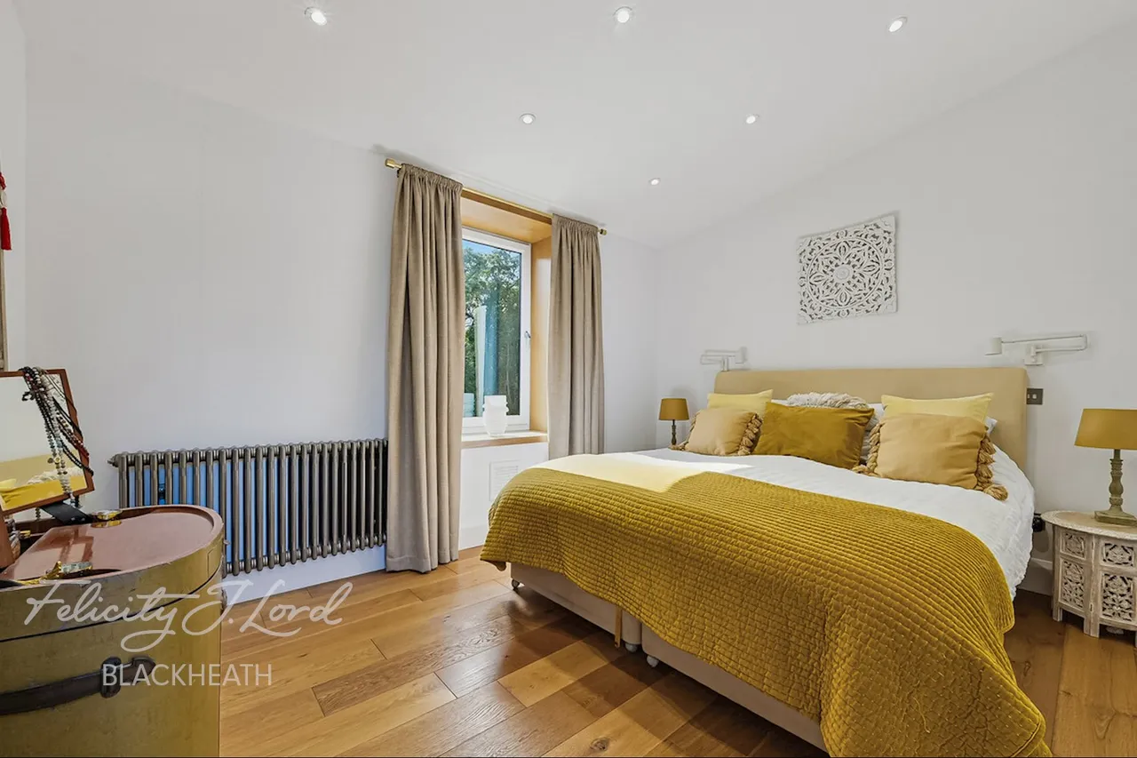 Shooters Hill, photo 6