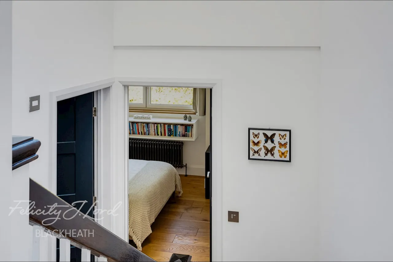 Shooters Hill, photo 26