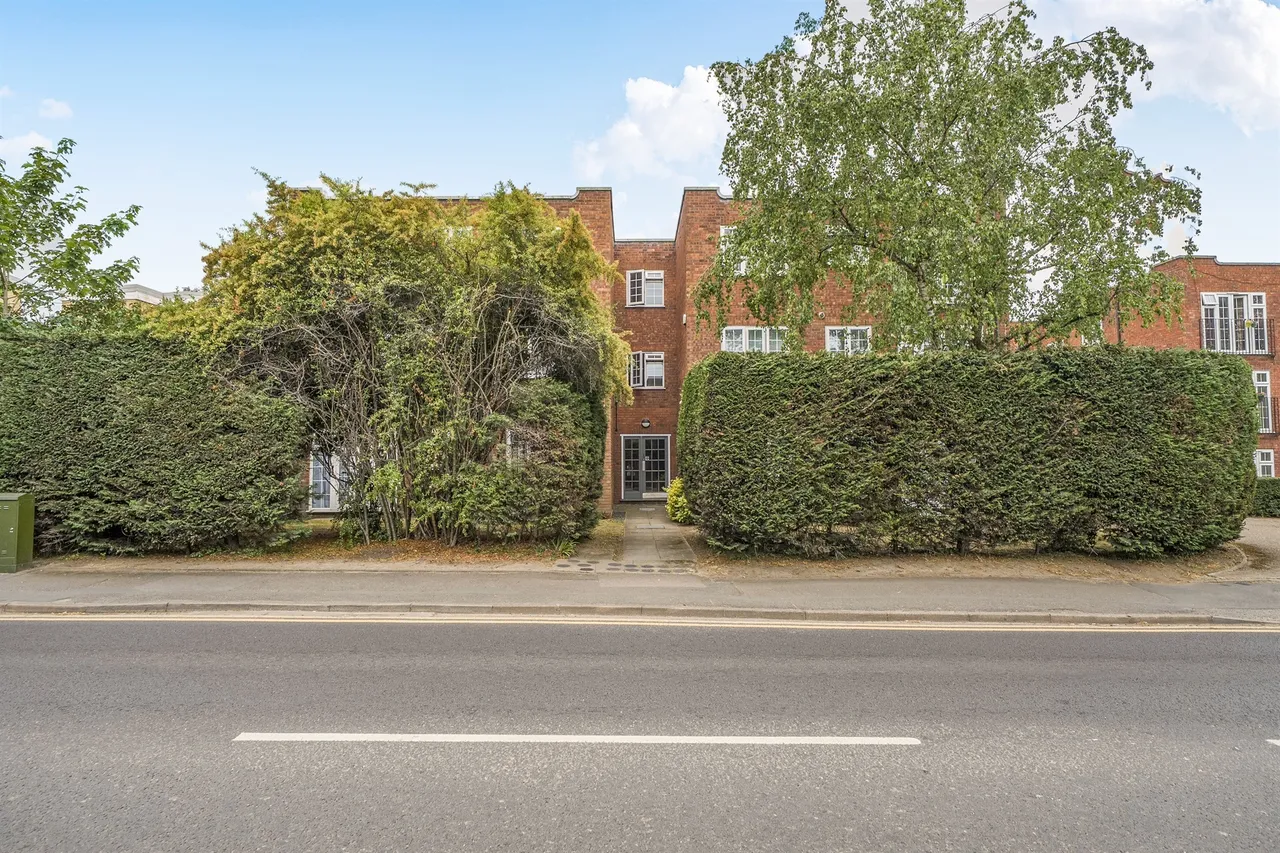 1 bed flat for sale — Church Views, Maidenhead